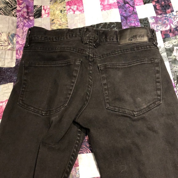 Men’s black skinny jeans. - Picture 4 of 4